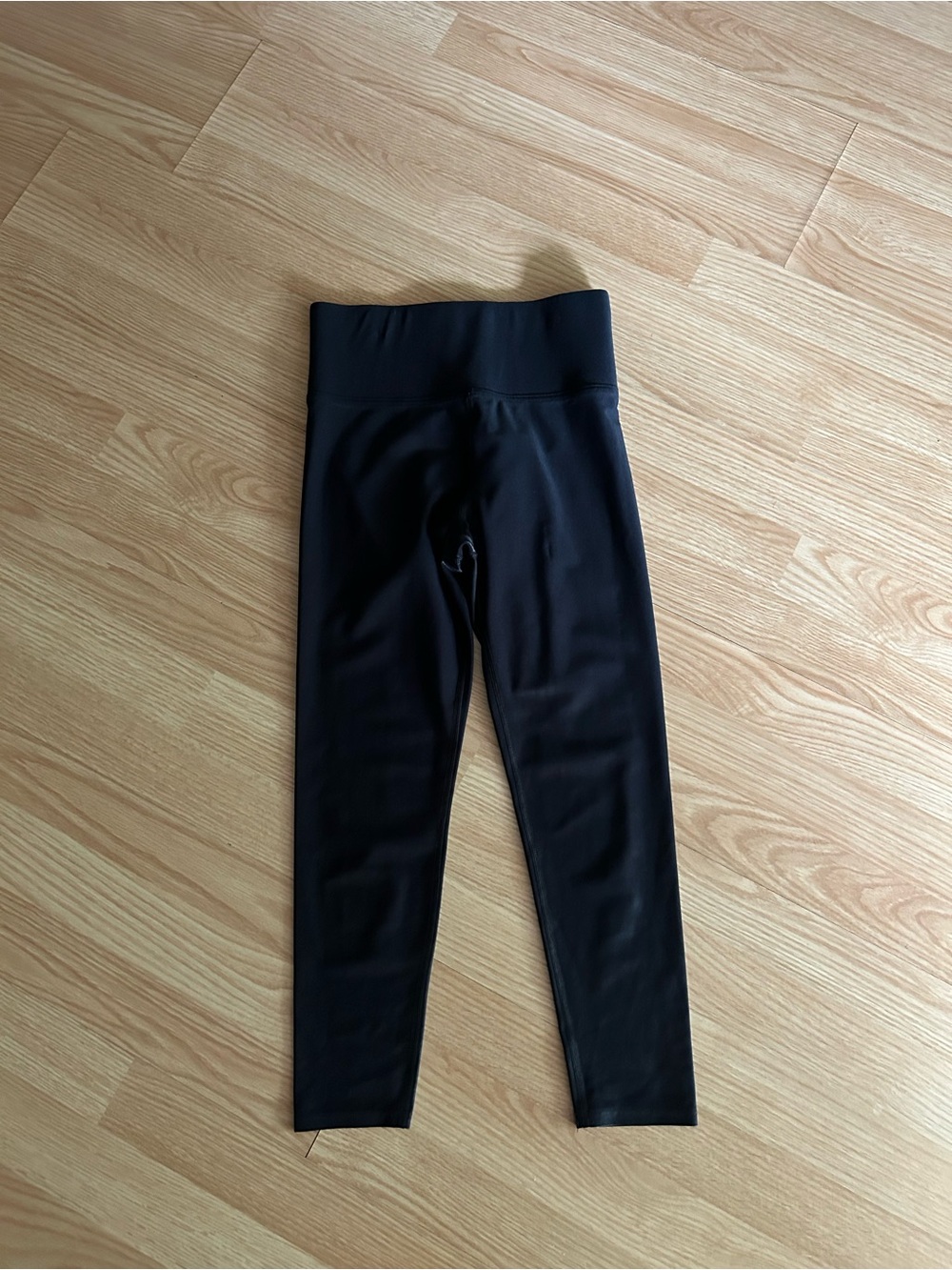 Carbon38 Black Shine Cropped Leggings Small